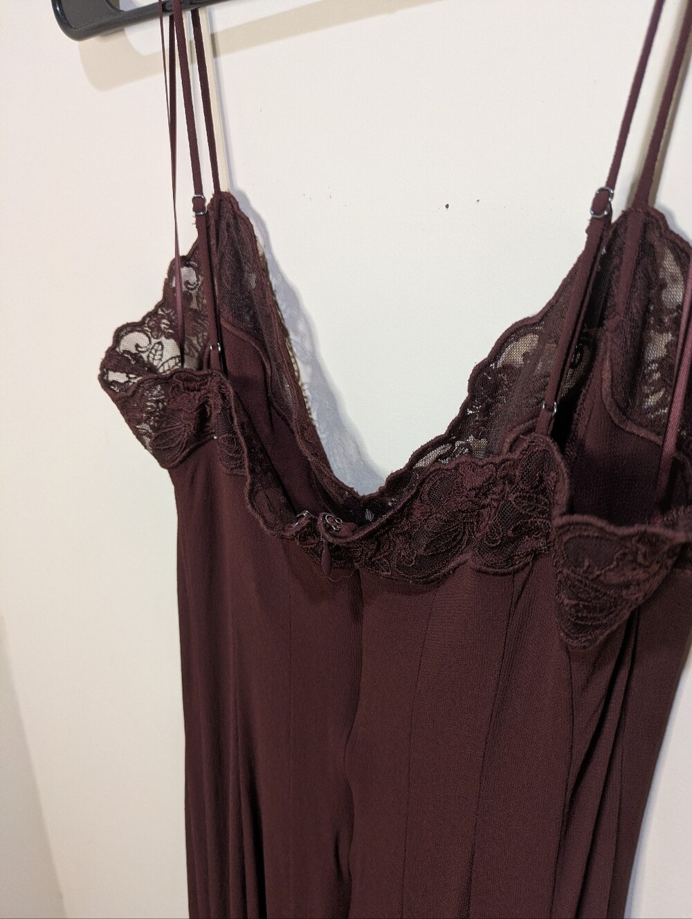 Reformation Lucine Chocolate Brown Lace Midi Dress Cocktail Viscose Size 6 - Picture 6 of 8